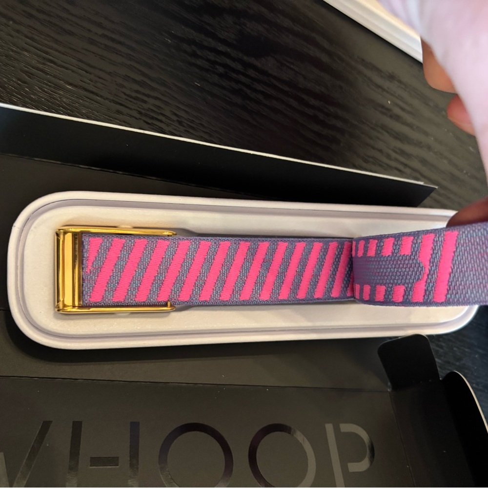 Whoop 5.0/Mg Pink/purple Band with shiny Gold Clasp/Hook - whoop one/life/peak - Picture 6 of 10
